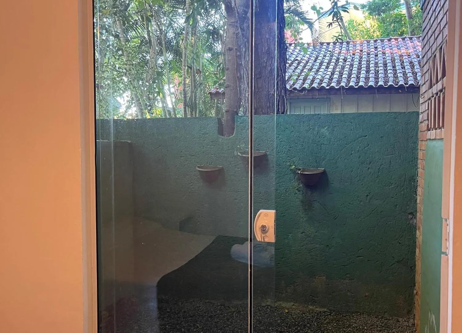 Espaco Com Apartamentos Rusticos Em Terreno Arborizado, Vaga De Garagem, Ar Condicionado, Wifi Florianópolis Lejlighed